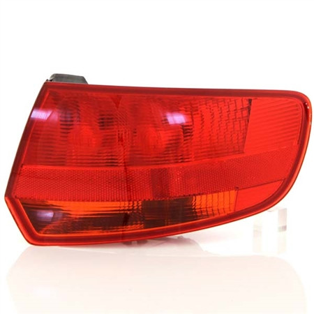 FEU ARD SUR AILE TOUT ROUGE 5 PORTES SPORTBACK A3 A3 09/04-04/0