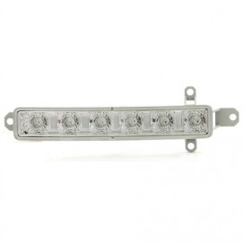 FEU DIURNE AVANT DROIT/GAUCHE AYGO DEPUIS LE 06/14