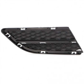 GRILLE AVANT DROIT PARE-CHOCS AVANT E90 DEPUIS LE 10/08