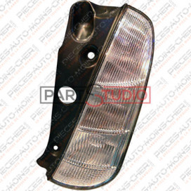 FEU ARRIERE DROIT YPSILON 12/06 - 05/11