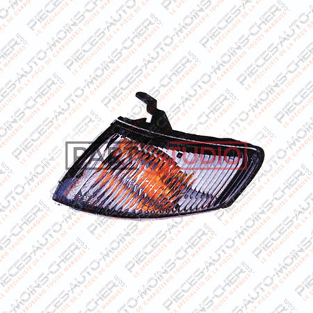 FEU AVANT GAUCHE BLANC 626 CAPELLA 10/97 - 03/02