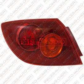 FEU ARRIERE GAUCHE (SUR AILE) ROUGE MAZDA 3 05/02 - 07/06