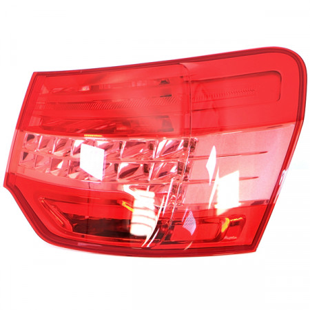 FEU DROIT AILE ARRIERE DROIT C5 DEPUIS LE 04/08