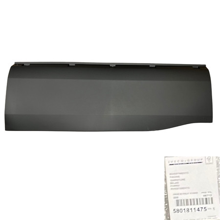 MOULURE NOIRE PANNEAU LATERAL G IVECO DAILY DEPUIS 06/14+