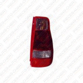 FEU ARRIERE DROIT MATRIX DEPUIS LE 03/05 