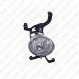 ANTIBROUILLARD AVANT DROIT MATRIX DEPUIS LE 03/05 