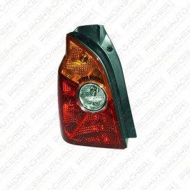FEU ARRIERE DROIT ORANGE/ROUGE/BLANC TERRACAN 01/01 - 12/03