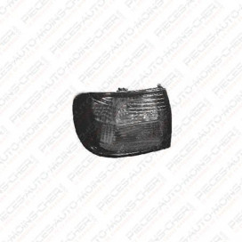 FEU ARRIERE GAUCHE P11 PRIMERA 10/96 - 08/99