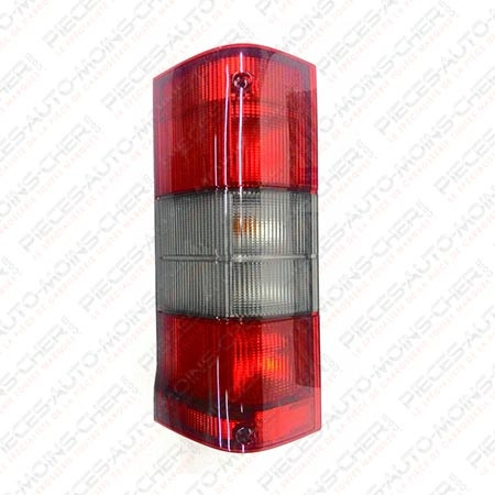 enjoliveur inf feu arriere gauche pour FIAT DUCATO (2J) 33 2.3 8c2632 enjoliveur inf feu arriere gauche pour FIAT DUCATO (2J) 33 2.3 8c2632