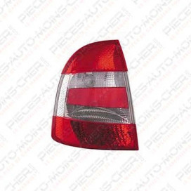 FEU ARRIERE GAUCHE SUPERB DEPUIS LE 06/02