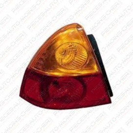 FEU ARRIERE GAUCHE AERO LIANA DEPUIS LE 03/02